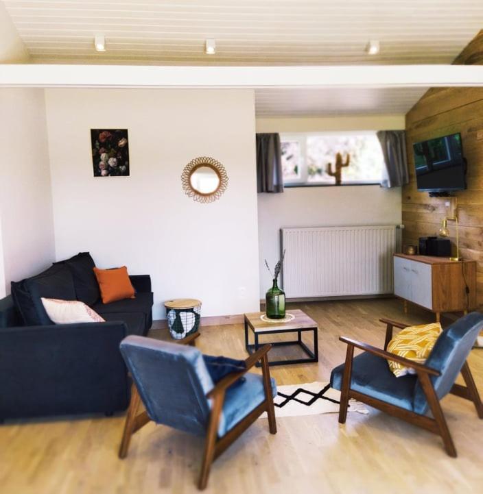 Le Clos Des 3 - Vacances Avec Vue En Ardennes A 5 Kilometres De La Roche - Maison De 90 M2 Avec Chambres - Avec Magnifique Jardin Rendeux Exterior photo
